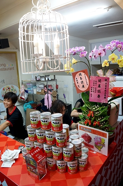 亨運香港茶餐廳：高雄【亨運香港茶餐廳】吃了絕對再訪的茶餐廳 推薦干炒牛肉河粉 原汁柱侯牛腩