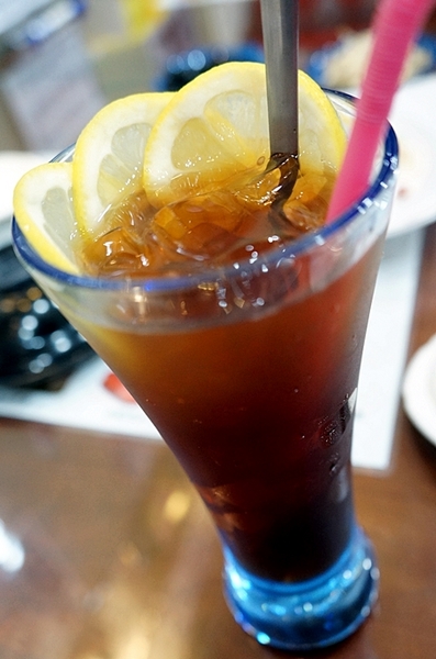 亨運香港茶餐廳：高雄【亨運香港茶餐廳】吃了絕對再訪的茶餐廳 推薦干炒牛肉河粉 原汁柱侯牛腩