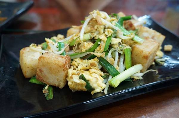 亨運香港茶餐廳：高雄【亨運香港茶餐廳】吃了絕對再訪的茶餐廳 推薦干炒牛肉河粉 原汁柱侯牛腩