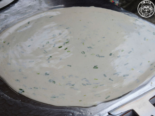 陳記蔥油餅:呷飽祙【新北三重・陳記蔥油餅】排隊銷魂蔥油餅 陳記蔥油餅:呷飽祙【新北三重・陳記蔥油餅】排隊銷魂蔥油餅