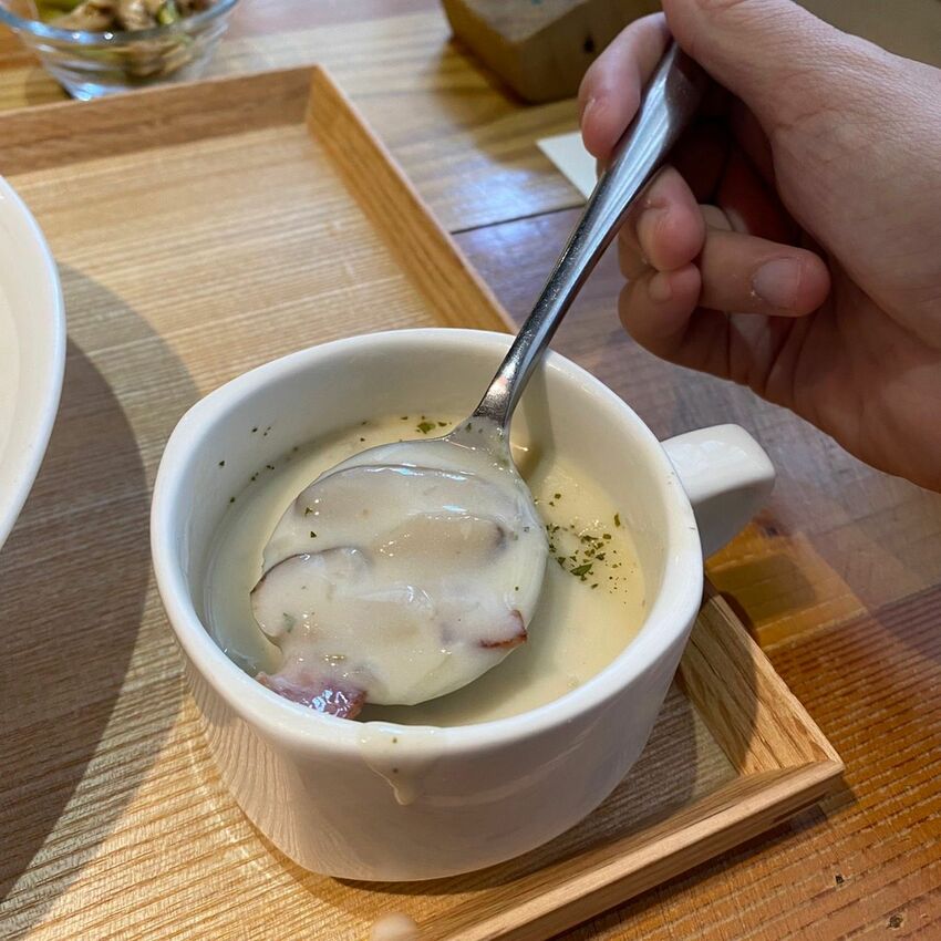 [台中北區] 田樂學院店_for Farm Burger | 巷弄老宅改建早午餐｜手作漢堡｜必吃焦糖布丁｜有插座田樂學院店