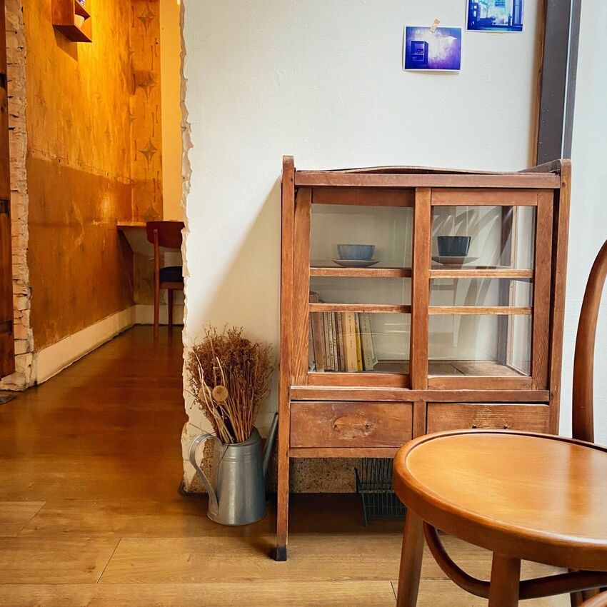 [台中北區] 田樂學院店_for Farm Burger | 巷弄老宅改建早午餐｜手作漢堡｜必吃焦糖布丁｜有插座田樂學院店