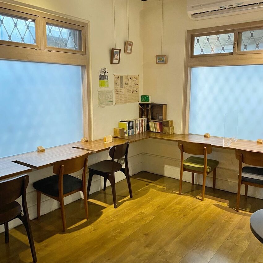 [台中北區] 田樂學院店_for Farm Burger | 巷弄老宅改建早午餐｜手作漢堡｜必吃焦糖布丁｜有插座田樂學院店