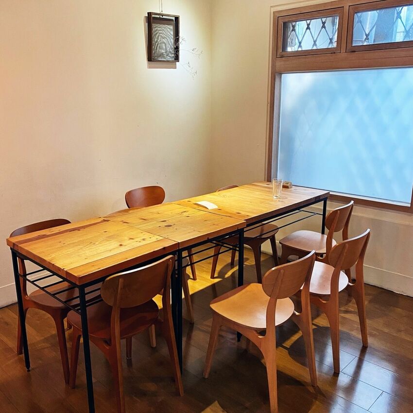 [台中北區] 田樂學院店_for Farm Burger | 巷弄老宅改建早午餐｜手作漢堡｜必吃焦糖布丁｜有插座田樂學院店