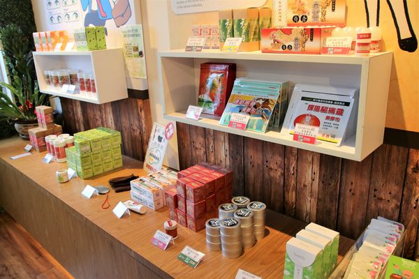 天一中藥生活化園區觀光工廠:【台南官田景點】天一中藥生活化園區觀光工廠~換古裝玩角色扮演/中藥生活化/免費參觀