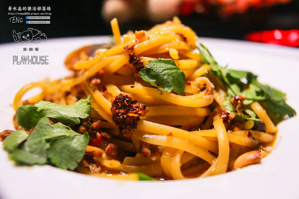 家傢酒餐酒館 Playhouse│北捷/國父紀念館站(以酒入菜的異國組合料理，混搭出新潮風味。)