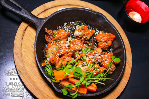 家傢酒餐酒館 Playhouse│北捷/國父紀念館站(以酒入菜的異國組合料理，混搭出新潮風味。)