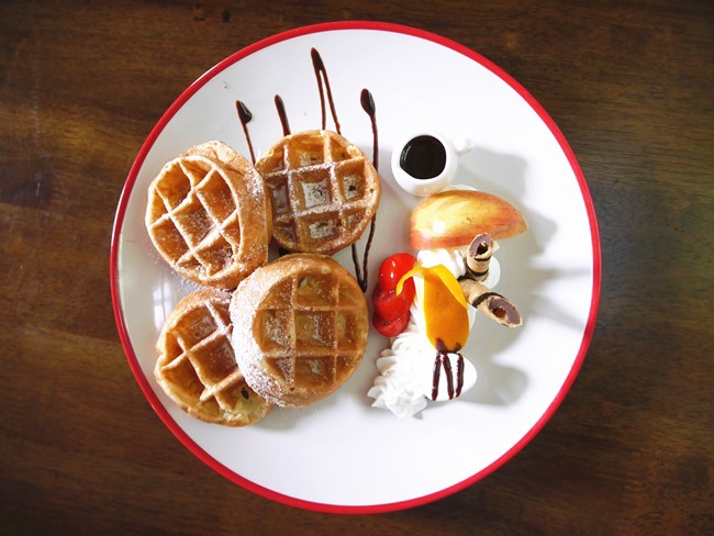 │宜蘭。冬山鄉│71度N庭園咖啡廳。夢幻Tiffany藍歐式洋房親子餐廳 │宜蘭。冬山鄉│71度N庭園咖啡廳。夢幻Tiffany藍歐式洋房親子餐廳