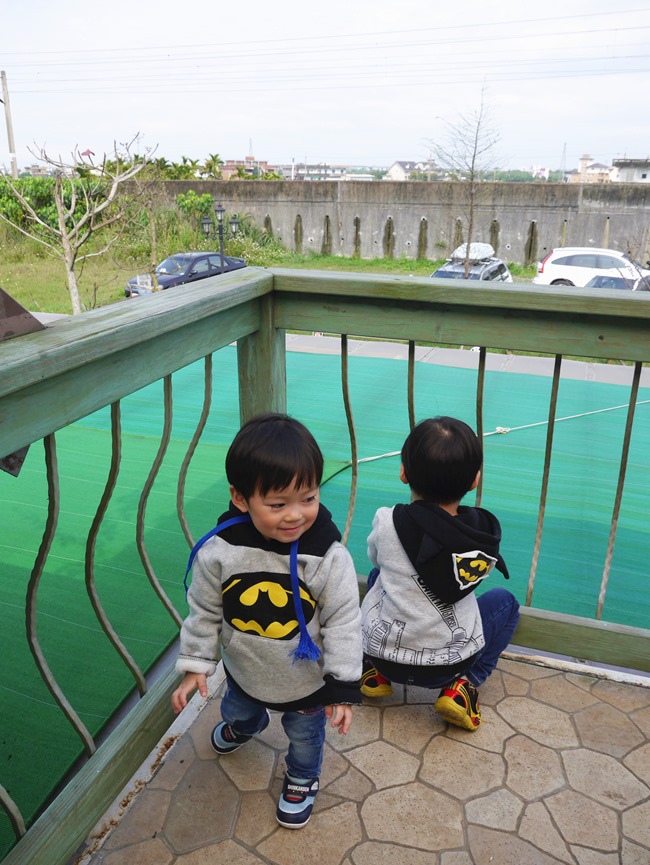 │宜蘭。冬山鄉│71度N庭園咖啡廳。夢幻Tiffany藍歐式洋房親子餐廳 │宜蘭。冬山鄉│71度N庭園咖啡廳。夢幻Tiffany藍歐式洋房親子餐廳