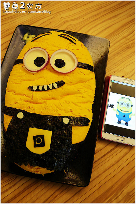 【食記│台中】一中商圈療癒系美食:雙魚2次方~卡哇伊小小兵陪你吃漢堡了!