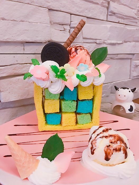 台中美食一中商圈｜超浮誇IG夯店雙魚2次方:薑母鴨漢堡、燒酒雞漢堡寒冬衝一波!｜DIY漢堡｜三立愛玩客吳鳳、阿Ben、食尚玩家莎莎、黃鐙輝採訪 - 台南好Food遊