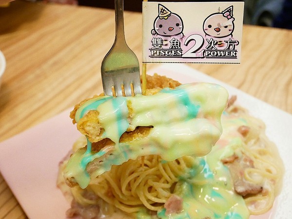 雙魚2次方(一中店):雙魚二次方-台中一中街旁創意漢堡 新推出的彩虹起司不只有外型更美味 動手做出屬於自己的漢堡 好吃又好玩