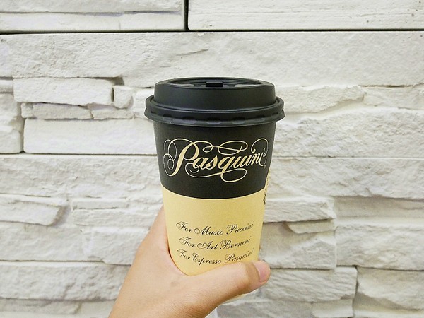 雙魚2次方(一中店):雙魚二次方-台中一中街旁創意漢堡 新推出的彩虹起司不只有外型更美味 動手做出屬於自己的漢堡 好吃又好玩