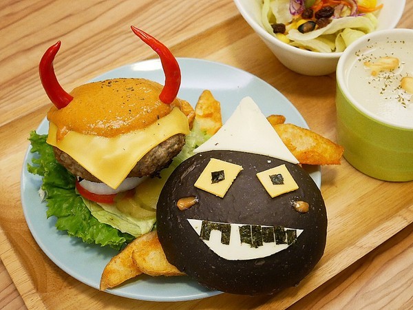 雙魚2次方(一中店):雙魚二次方-台中一中街旁創意漢堡 新推出的彩虹起司不只有外型更美味 動手做出屬於自己的漢堡 好吃又好玩