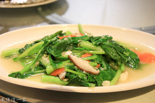 IMG_0376.jpg IMG_0376.jpg