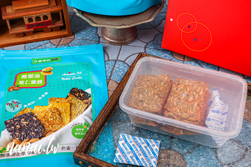 全台只有這賣,別處吃不到！在地50年老店激推酪梨油素肉紙、避風塘手捲肉紙,香酥脆口,好吃到用搶。豐源源味香台中西屯店