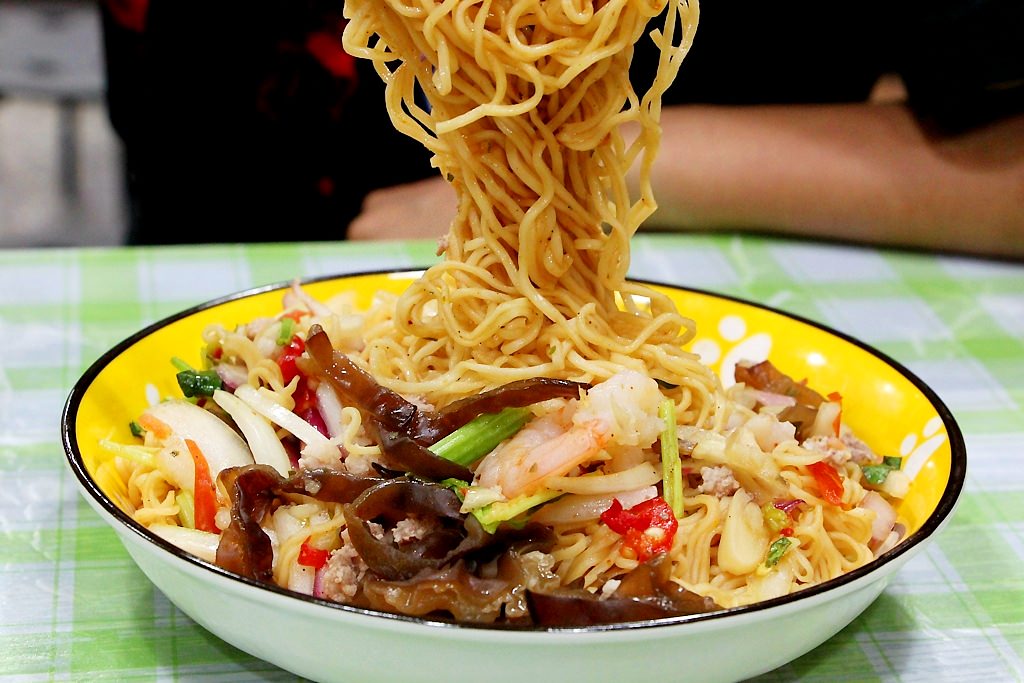 台中北屯，泰小葉泰式風味小食~平價的美味。 - 微笑Joe幸運