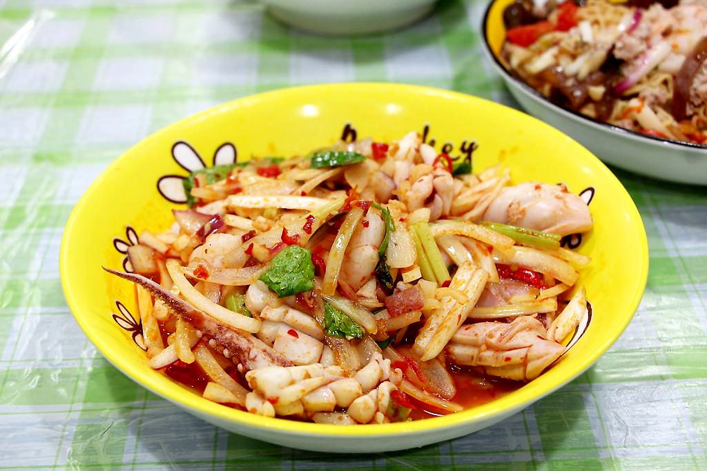 台中北屯，泰小葉泰式風味小食~平價的美味。 - 微笑Joe幸運