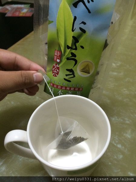 部落客推薦：清香好味道、茶覺新品味－不喝不時尚《紅富貴品種健康茶》！