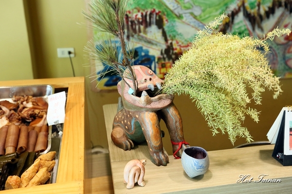 小丰川：【台南美食】鐵皮屋下的文青風格小麵館：小丰川