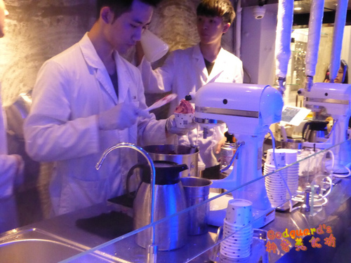 (體驗)[逢甲夜市]分子做為媒介、甜點精神的傳承~Å LAB 冰淇淋實驗室