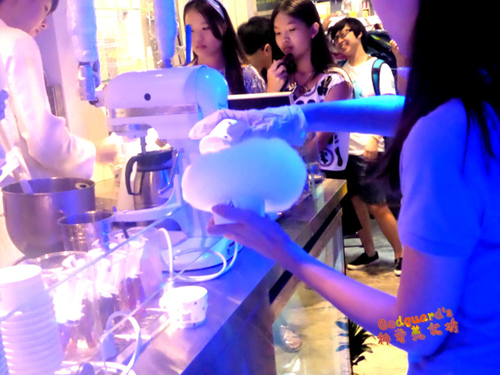 (體驗)[逢甲夜市]分子做為媒介、甜點精神的傳承~Å LAB 冰淇淋實驗室