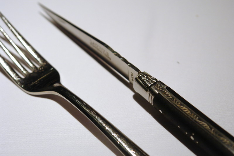 台中美食。MEATGQ橡木炙烤牛排館--牛排教父台中新作