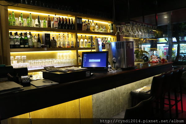 IMG_2084.JPG IMG_2084.JPG