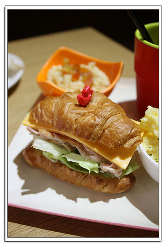 【新北食記】板橋‧103kitchen 103廚房~全菜單、早午餐、義大利麵