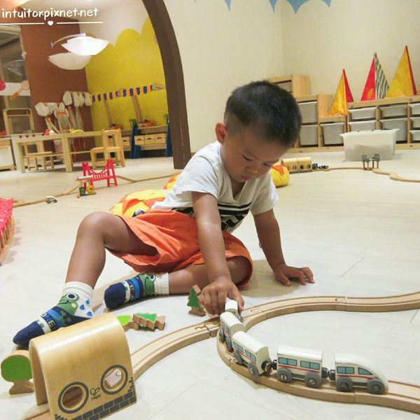 edasky27.jpg edasky27.jpg