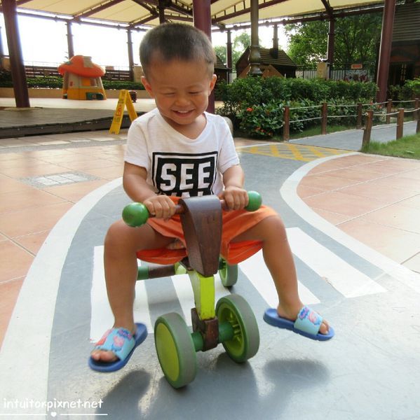 edasky46.jpg edasky46.jpg