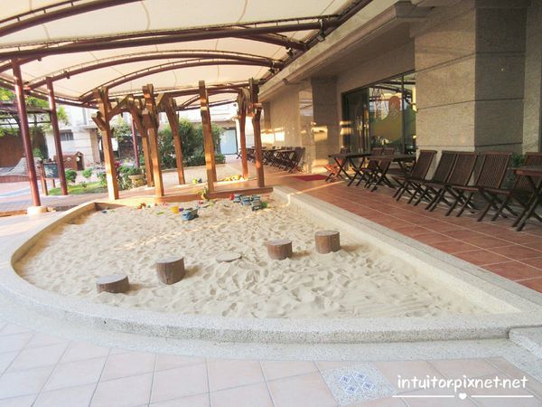 edasky51.jpg edasky51.jpg