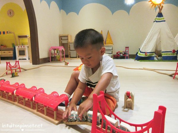 edasky26.jpg edasky26.jpg