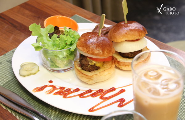 cm20171128___58ba6c4f59c7a6c691ae210b364