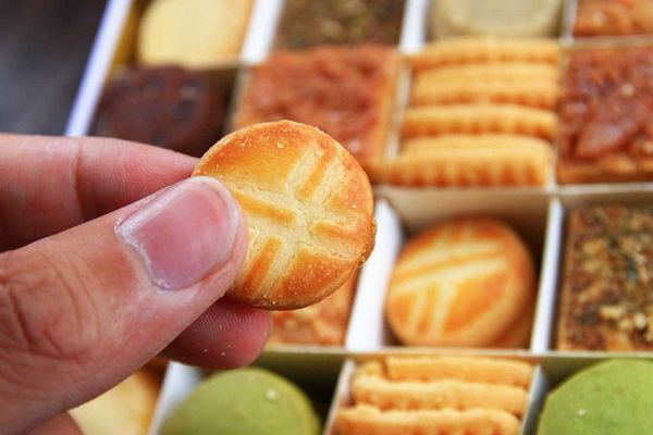 【出遊最佳伴手禮美食】iCookie私房手作-綜合小品禮盒(夏戀)-25宮格10多種口味餅乾