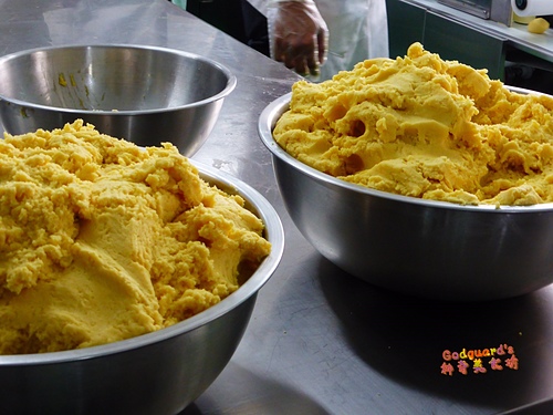 (體驗)[三和國中站]蔗糖無添加、純正鳳梨餡，館內還設3D立體館~天得鳳梨酥