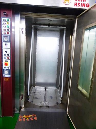 (體驗)[三和國中站]蔗糖無添加、純正鳳梨餡，館內還設3D立體館~天得鳳梨酥