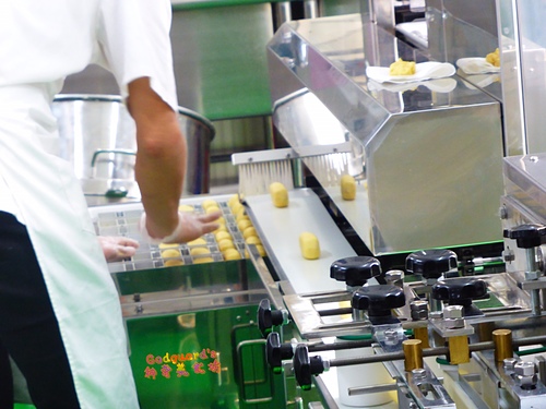 (體驗)[三和國中站]蔗糖無添加、純正鳳梨餡，館內還設3D立體館~天得鳳梨酥