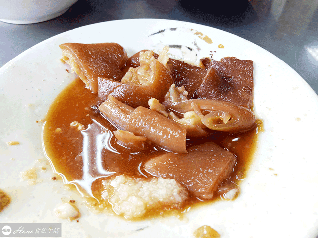 【嘉義東區】劉里長火雞肉飯 | 只開到下午的人氣排隊店 油蔥酥香氣十足 火雞肉新鮮嫩口