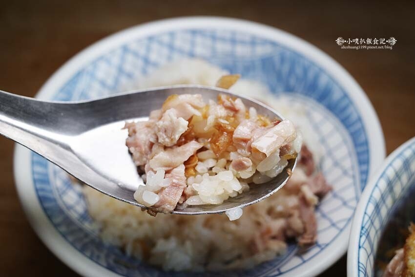 【嘉義美食】『劉里長火雞肉飯』在地必吃美食/觀光客排隊老店/火紅到日本展店的最夯雞肉飯/詳細菜單/大推火