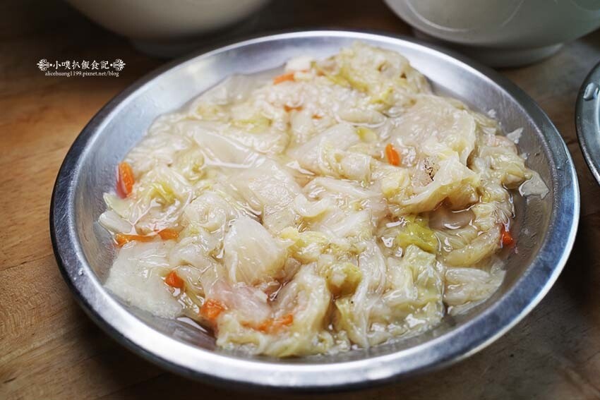 【嘉義美食】『劉里長火雞肉飯』在地必吃美食/觀光客排隊老店/火紅到日本展店的最夯雞肉飯/詳細菜單/大推火