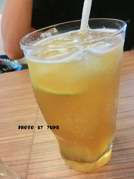 食茶父子：【邀稿】高cp值!簡單就是人間美味~紅燒牛腩定食及雞腿排咖哩飯大獲我心@食茶父子