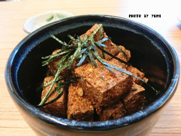 食茶父子：【邀稿】高cp值!簡單就是人間美味~紅燒牛腩定食及雞腿排咖哩飯大獲我心@食茶父子