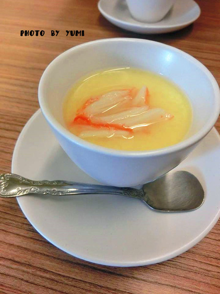 食茶父子：【邀稿】高cp值!簡單就是人間美味~紅燒牛腩定食及雞腿排咖哩飯大獲我心@食茶父子