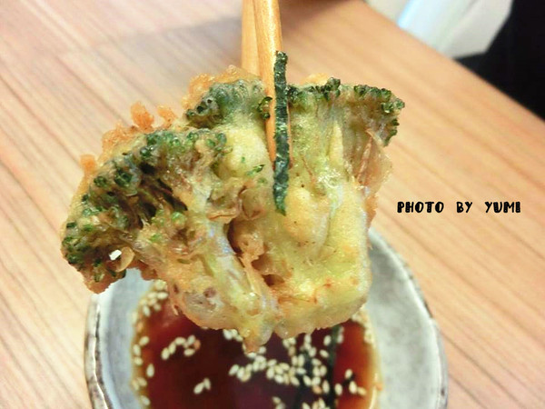 食茶父子：【邀稿】高cp值!簡單就是人間美味~紅燒牛腩定食及雞腿排咖哩飯大獲我心@食茶父子