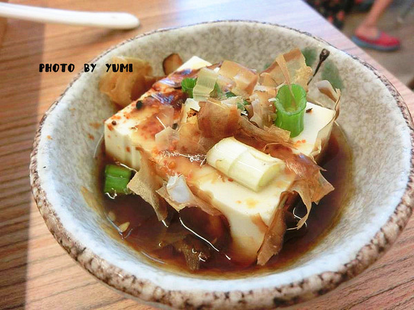 食茶父子：【邀稿】高cp值!簡單就是人間美味~紅燒牛腩定食及雞腿排咖哩飯大獲我心@食茶父子