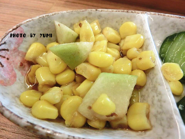 食茶父子：【邀稿】高cp值!簡單就是人間美味~紅燒牛腩定食及雞腿排咖哩飯大獲我心@食茶父子