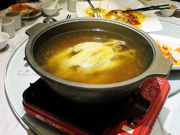 城市商旅-合菜餐廳(高雄真愛館)：呷青抄相聚饗宴~     ..海霸王城市商旅高雄真愛館