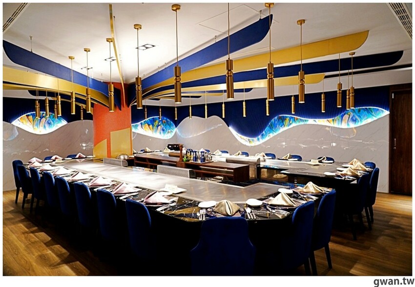 夏慕尼台中大隆店重新開幕,推出視覺系火焰肋眼,期間限定法式夢幻套餐又來了!