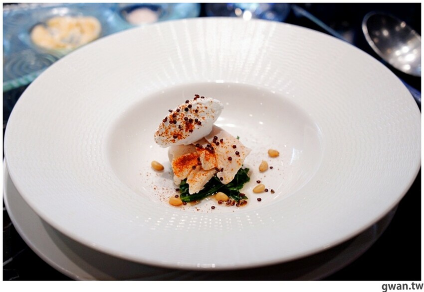 夏慕尼台中大隆店重新開幕,推出視覺系火焰肋眼,期間限定法式夢幻套餐又來了!